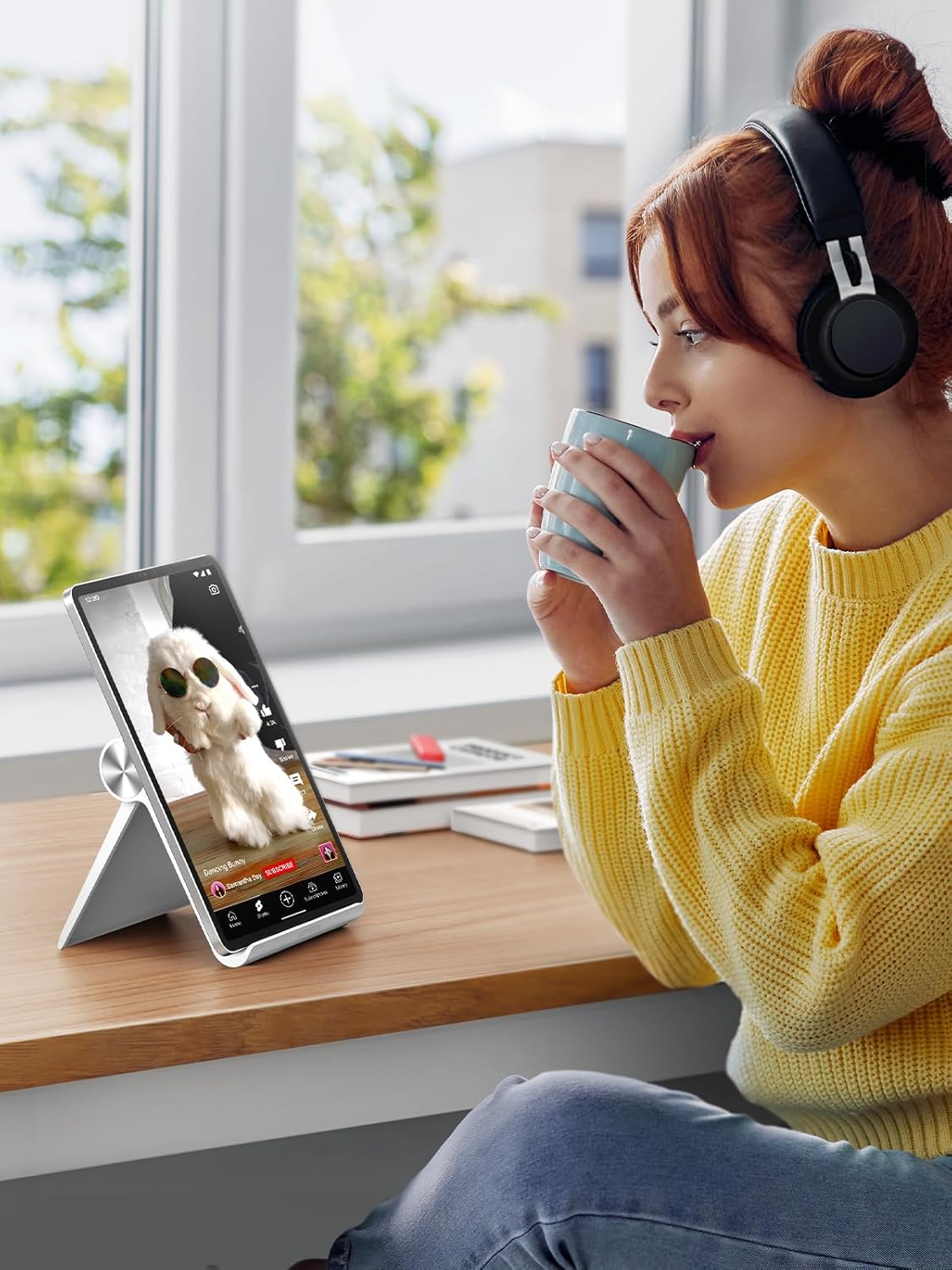 UGREEN Tablet Stand Holder Adjustable Portable Desktop Holder (White)/ 30485